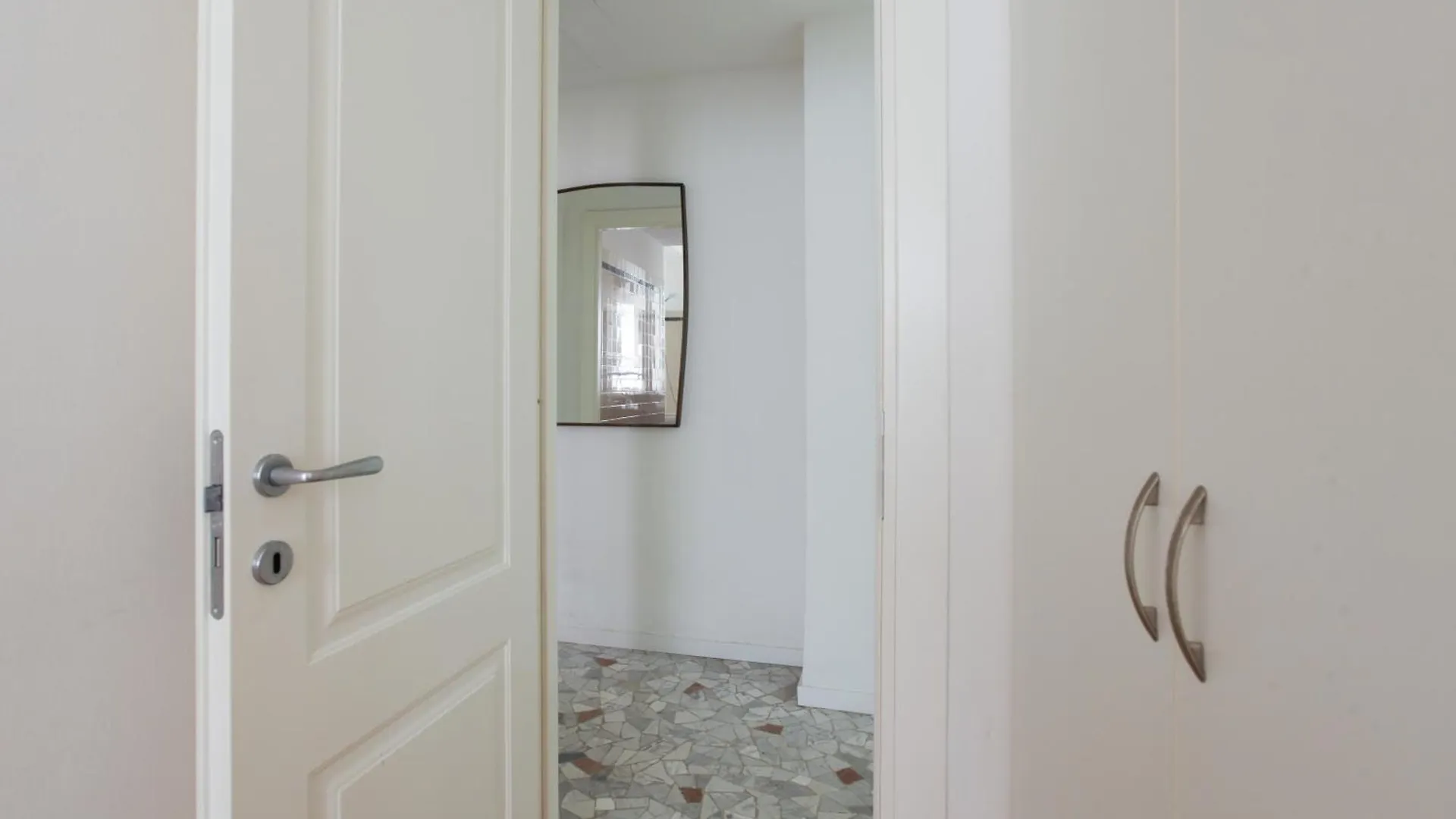 Appartement Hacca Collection - 3Br Bocconi-Navigli à Milan 0*,  Italie